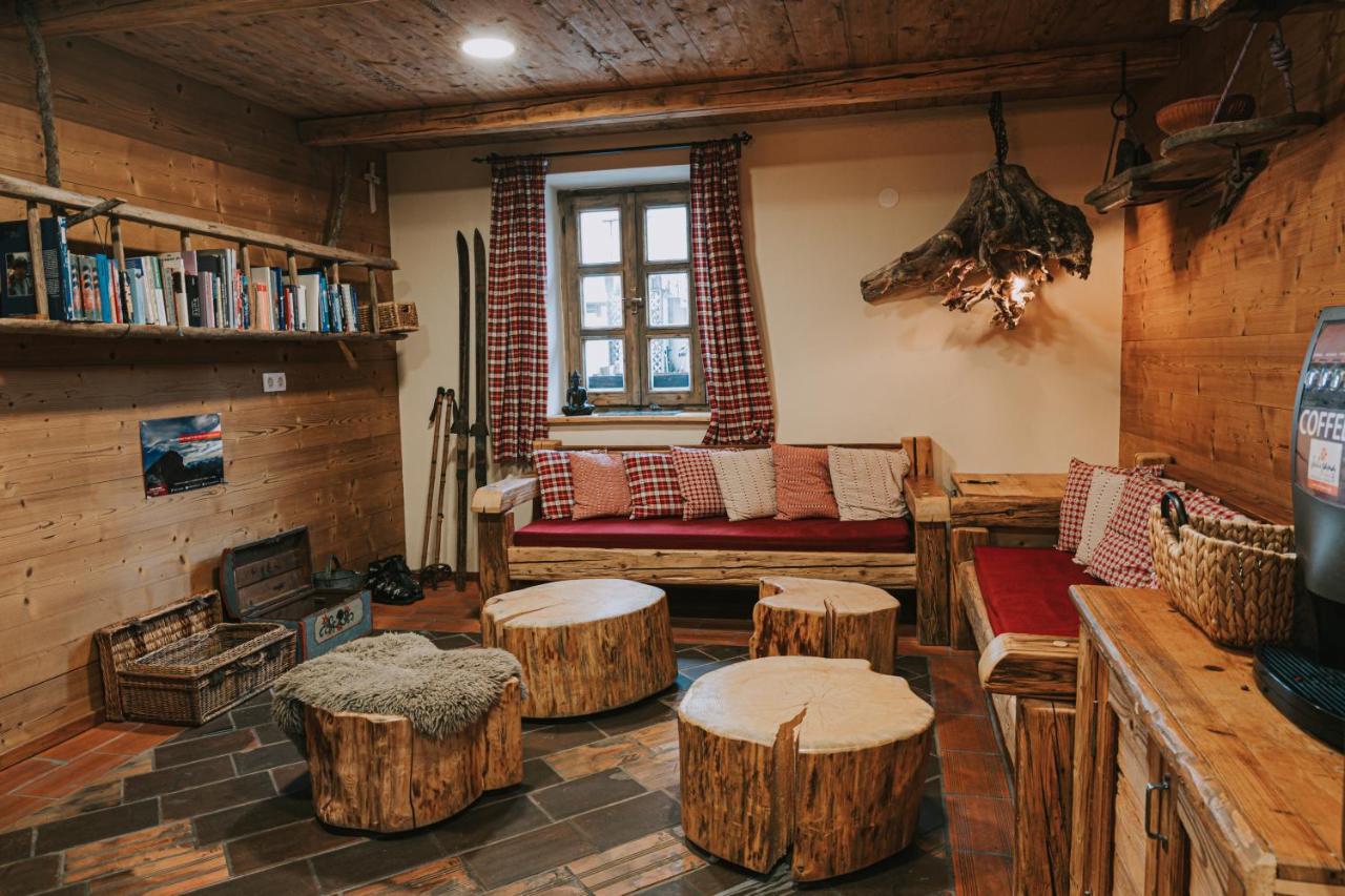 Hostel Lukna Mojstrana Exterior foto